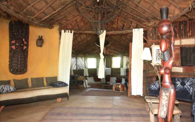 Akine Dyioni Lodge