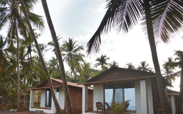 Om Shanti Beach Resort