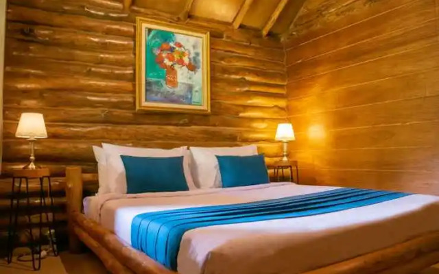 Log Home Villa Taman Wisata Bougenville