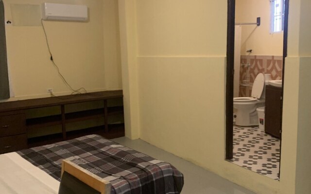Yvonne's Hotel