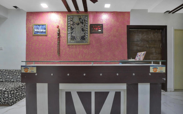 Flagship 83069 Hotel Rudra Palace