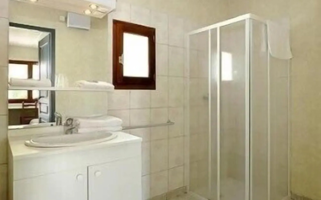 Logis Hôtel Le Mistral - Restaurant - Montélimar sud