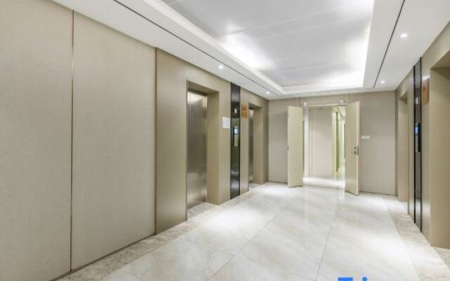 YEM Tata Executive Apartment (Shenzhen Baoan Wanda Plaza Store）