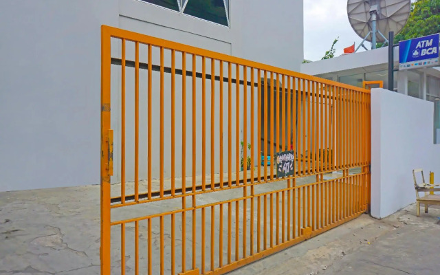 Capital O 92180 Orange Garden 47 Near Lapangan Bulutangkis Parahyangan Taman Sari