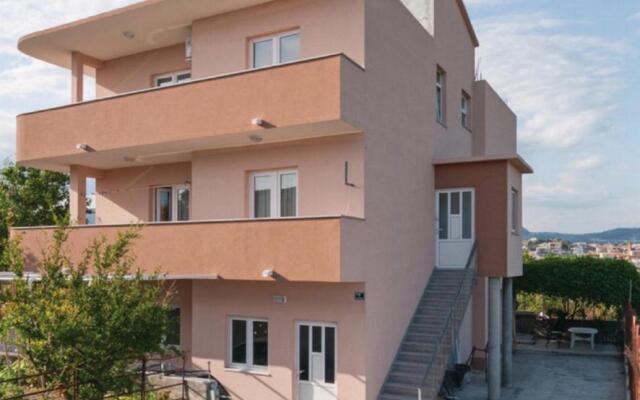 Apartments Tomic