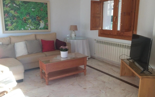 Bonita casa en Barrio de Monachil