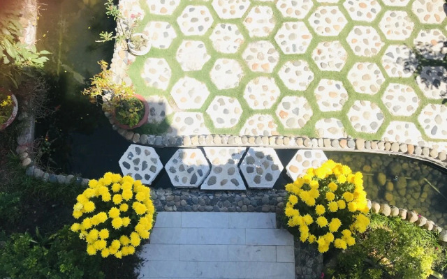 Lagi 1001 Nights Hotel