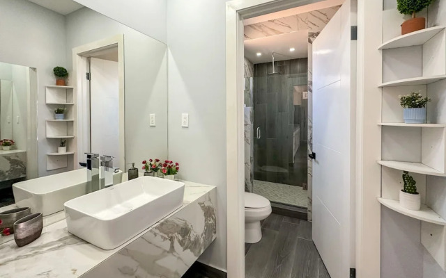 Urban Oasis Apartment 2