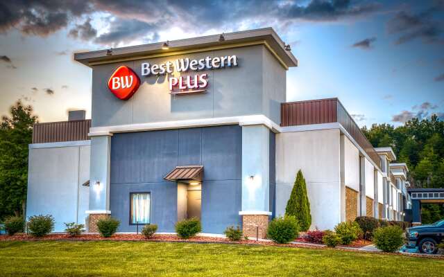 Best Western Plus Yadkin Valley Inn & Suites