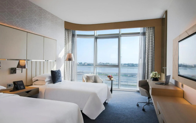 Pearl Rotana Hotel Capital Centre