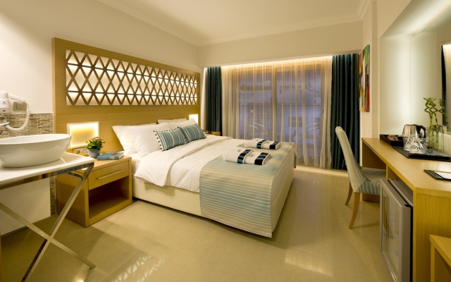 Aurasia Design Hotel