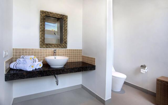 Villa Yenian by Villa Finder