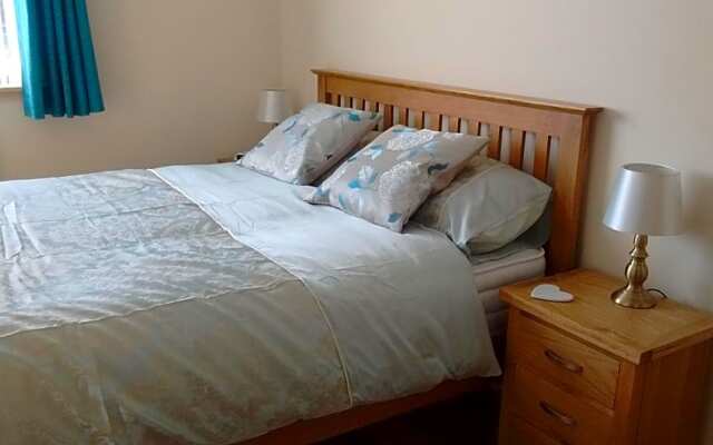 Fara self-contained 2 room B&B suite