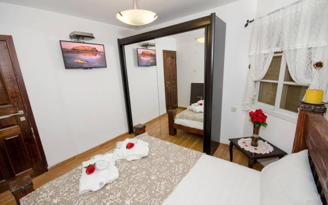 The Pearl of the Golan - Pnina BaGolan