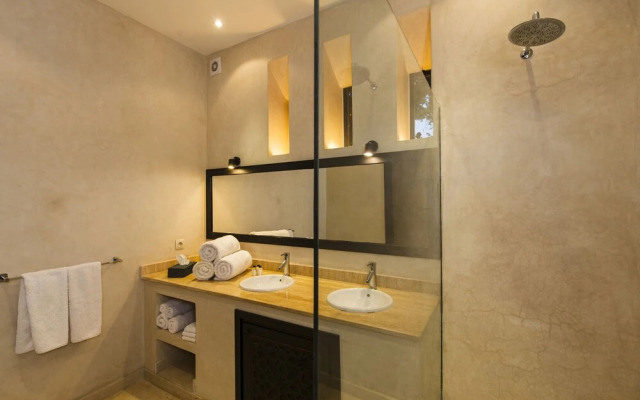L' Amandier Hotel & Villas