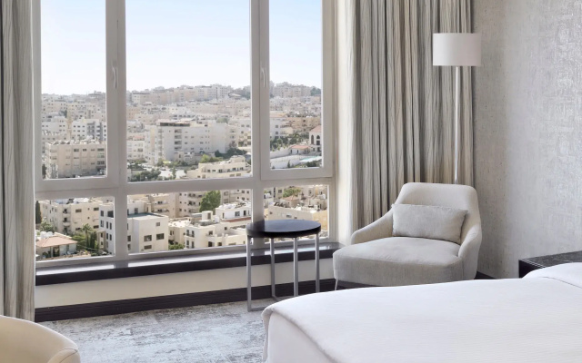 Movenpick Hotel Amman (ex Holiday Inn Amman)