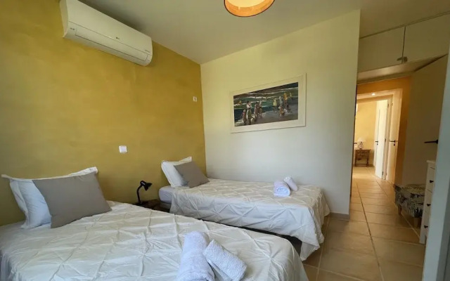 Beautiful Apartment With View