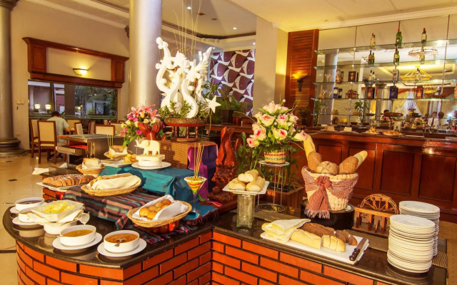 Ree Mohasambath Hotel & Resort  I
