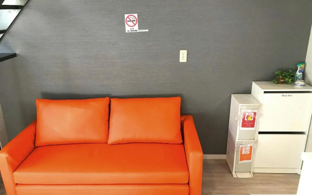 Aparthotel Palais Royal with Parking