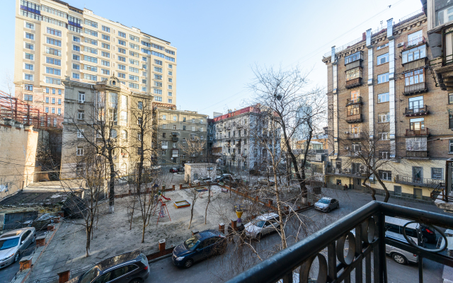 Alma Apartments