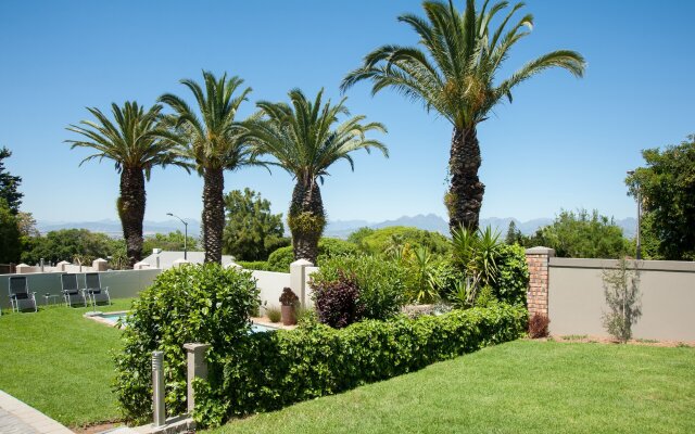 Four Palms Accommodation