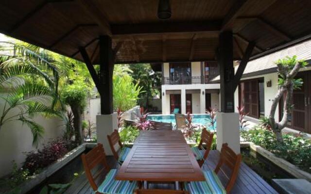 Private 4 Bed Villa in Maenam Ko Samui