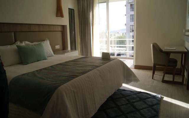 Hotel Velvet Plaza