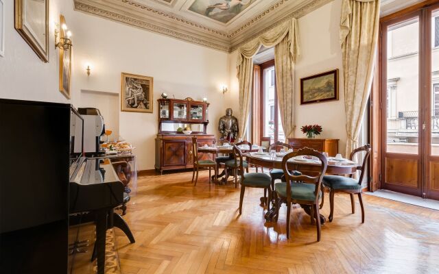 Affreschi Su Roma Luxury B&B