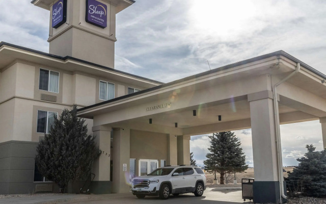 Sleep Inn & Suites Evansville - Casper