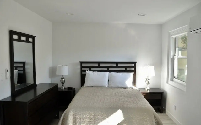 Entire Apartments Near LAX Stays