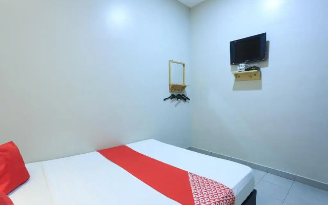 OYO 90245 Dkeris Hotel Melaka