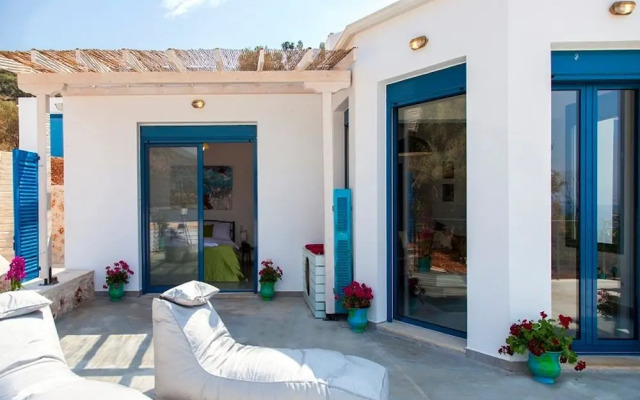 Zidanos Luxurious Villa