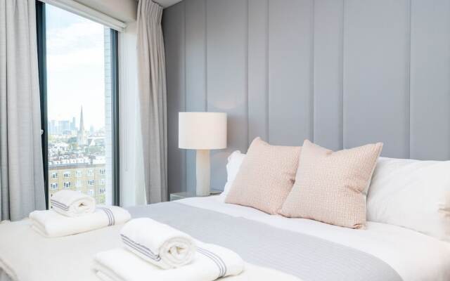 Luxurious Victoria Home by the Apollo Theatre