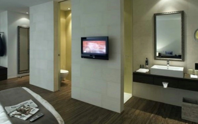 Blue City Hotel