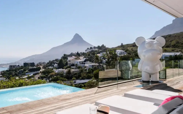 Exceptionally Unique Magnum Villa w Sea Views