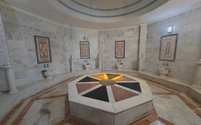 Afrodit Termal Hotel / Gure