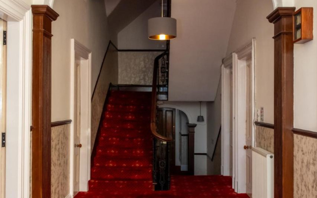 Station Hotel