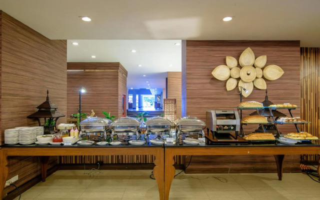 Golden Beach Cha-Am Hotel