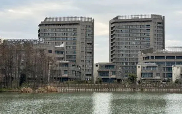 Shanghai Meier Cinema Apartment (Ping'an Gangyang Road Branch)