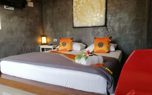 Mekong Riverside Resort & Camping