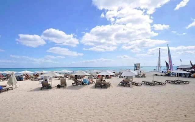 Nolita 204 Wonderful 2 Bedroom 5th Av by RedAwning