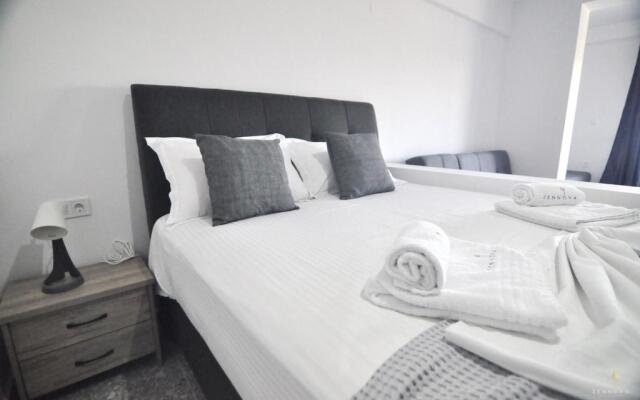 Zennova  Sirene Luxury Studios
