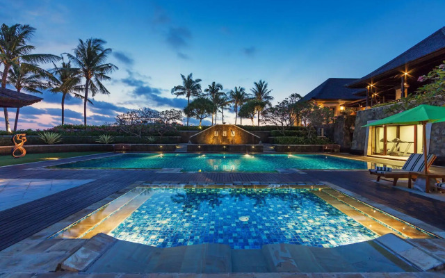 Nirwana Villa Estate