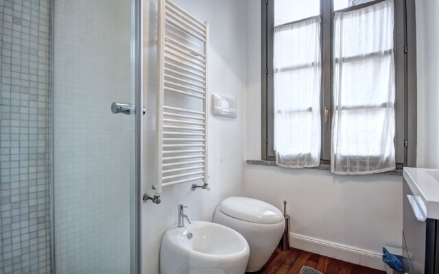 Dei Fabbri B Halldis Apartment