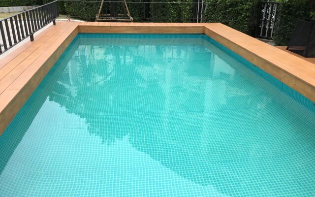 Asana Hotel & Residence