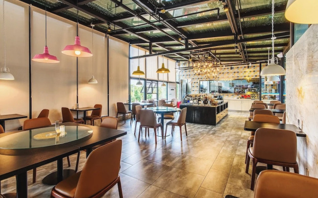 The Borrman Hotel Kunming KMG