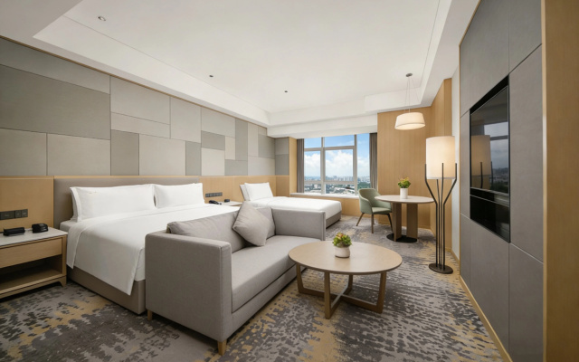 Holiday Inn Qinhuangdao Haigang by IHG – Guest Rooms – Qinhuangdao