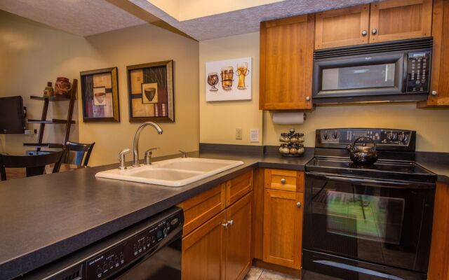 Hook, Wine & Sinker 2 Bedroom Townhome