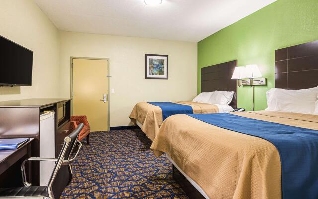Rodeway Inn & Suites Ithaca South