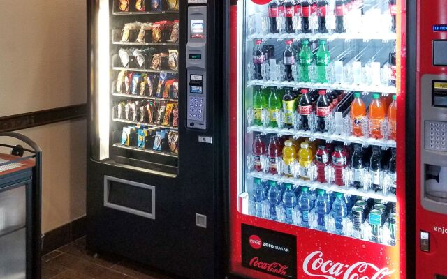 Comfort Inn & Suites Lakeside